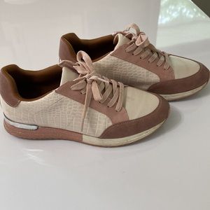 Dolce Vita sneakers